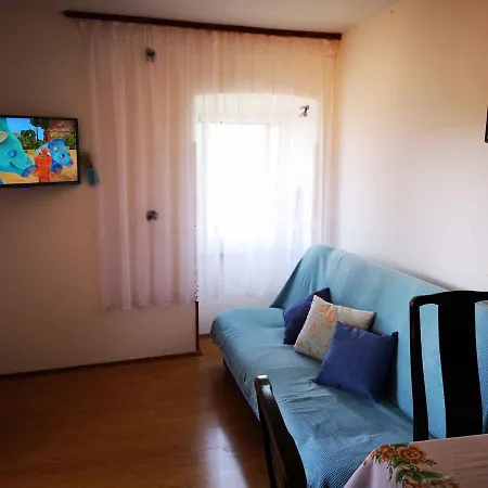 In - Insel Cres 41850 Apartment